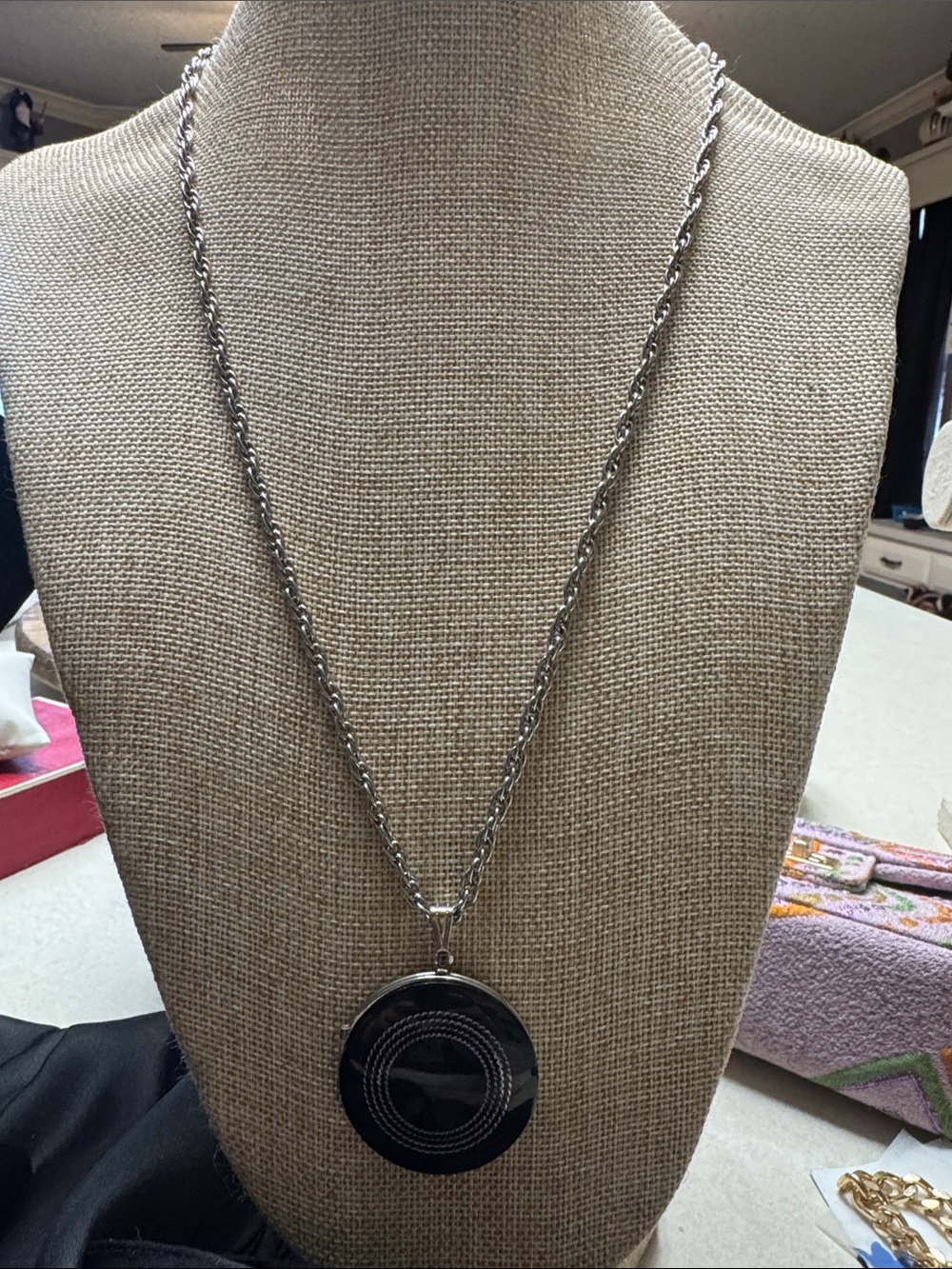 Vintage Silver-Tone Round Black Pendant Necklace